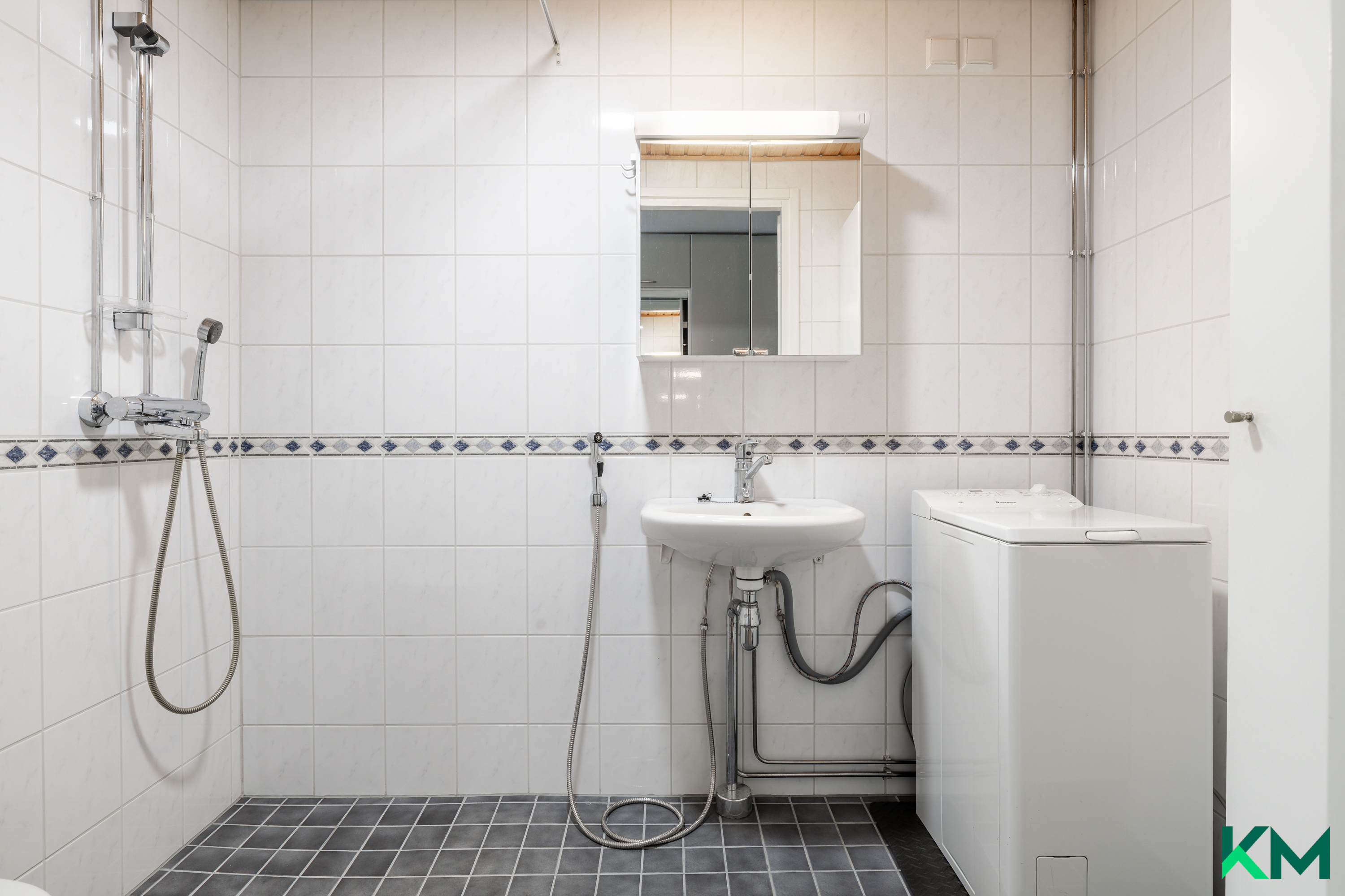 Leikosaarentie 19, Aurinkolahti, Helsinki
