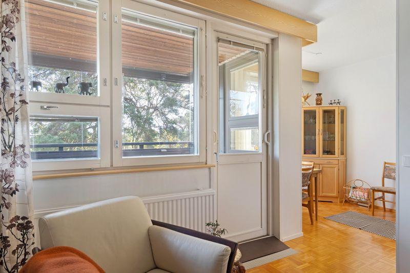 Kyläkirkontie 6-10, Pitäjänmäki, Helsinki