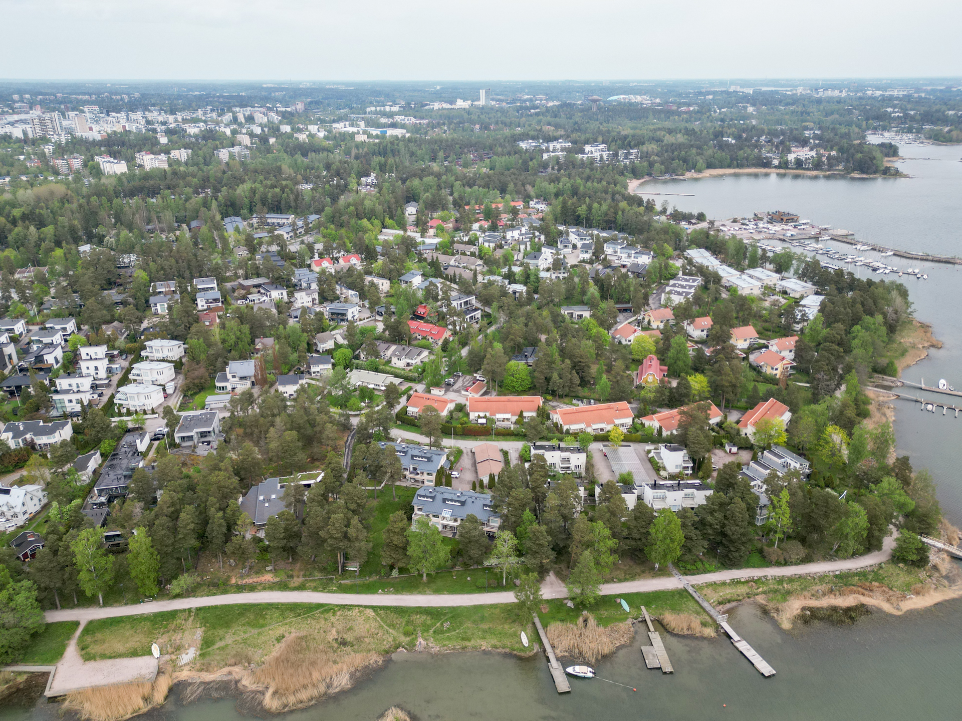 Itäinen rantatie 16, Nuottaniemi, Espoo