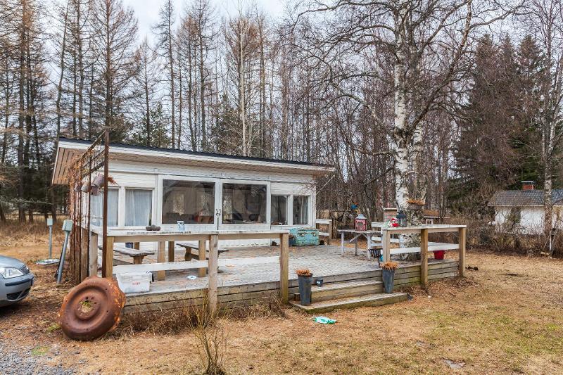 Hiirosentie 32, Karjasilta, Oulu
