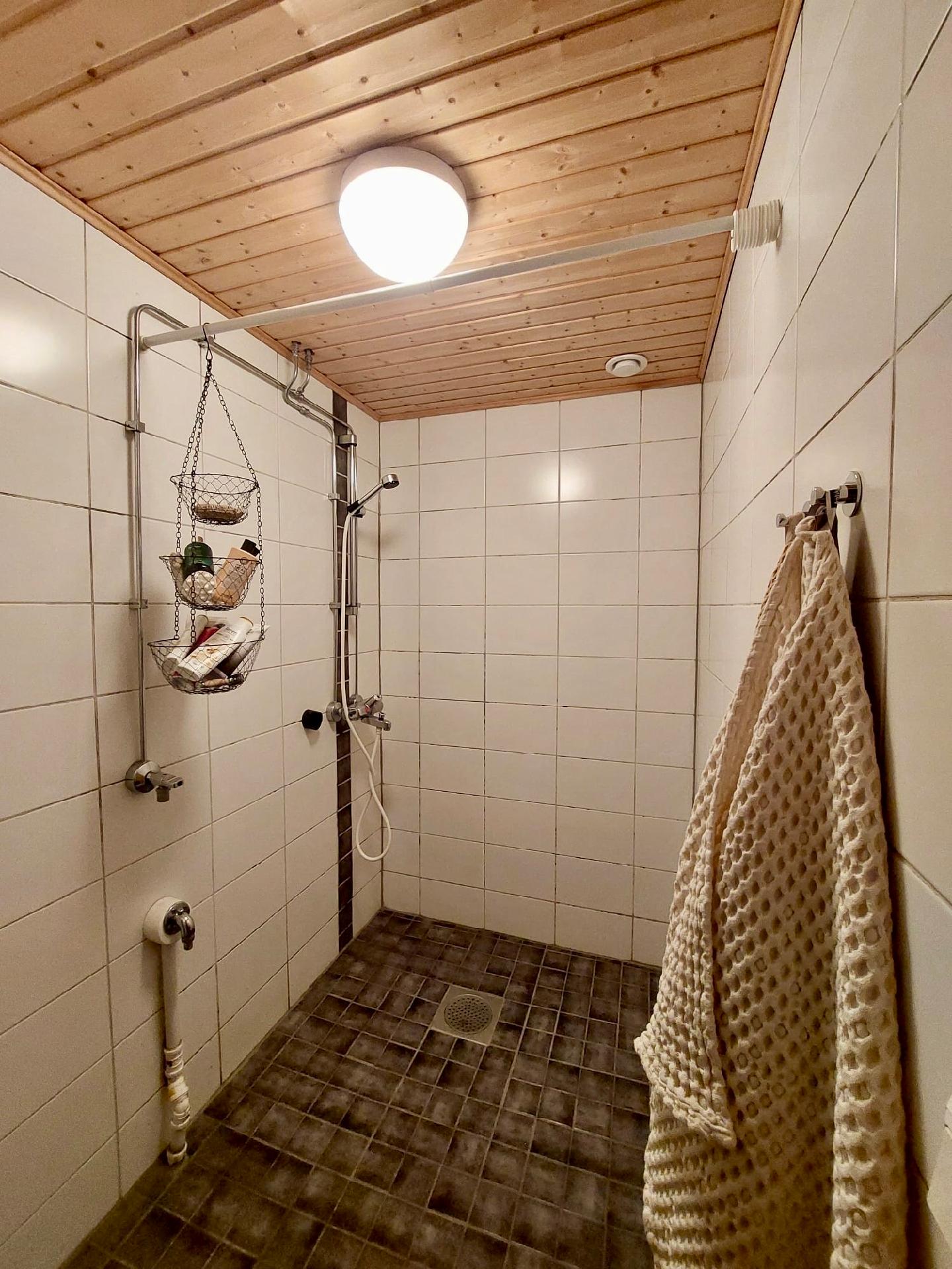 Hiirosentie 32, Karjasilta, Oulu