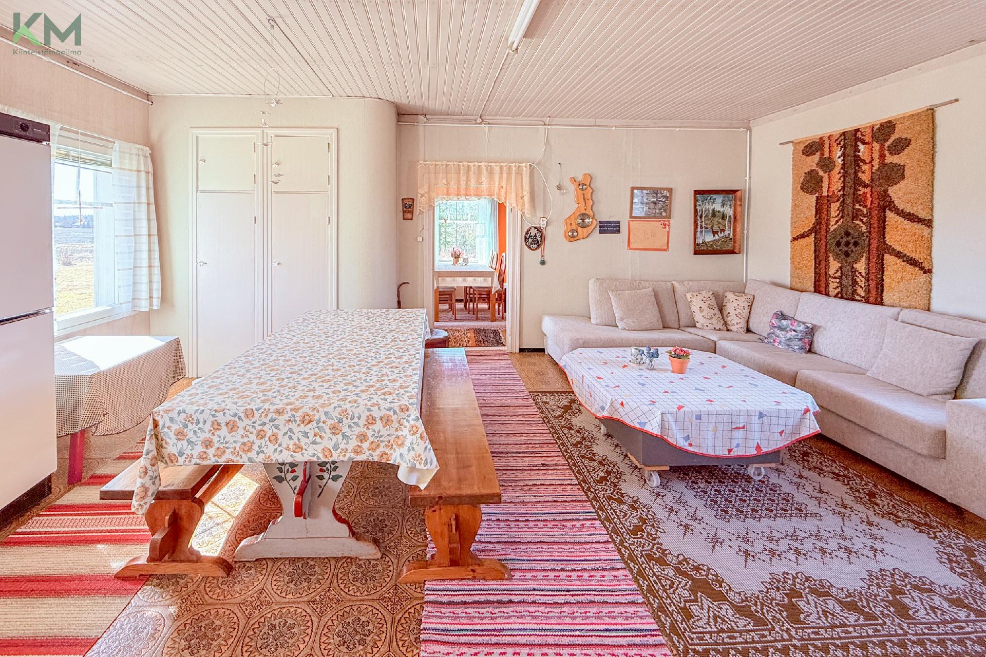 Häjyluomantie 102, Mieto, Kurikka