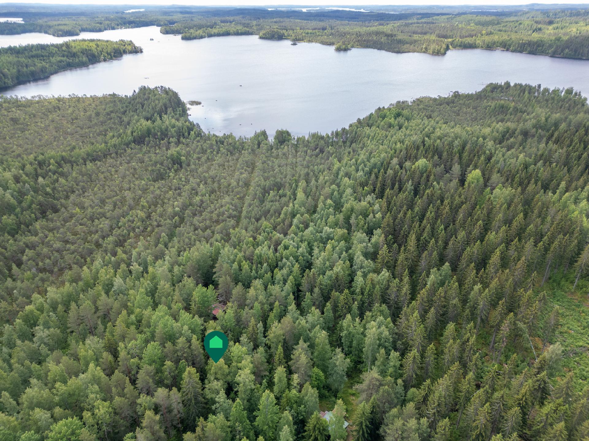 Varasniementie 15, Hirvensalmi