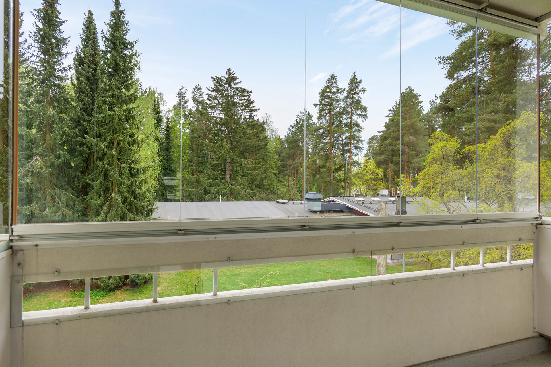 Vanamontie 4, Simonmetsä, Vantaa