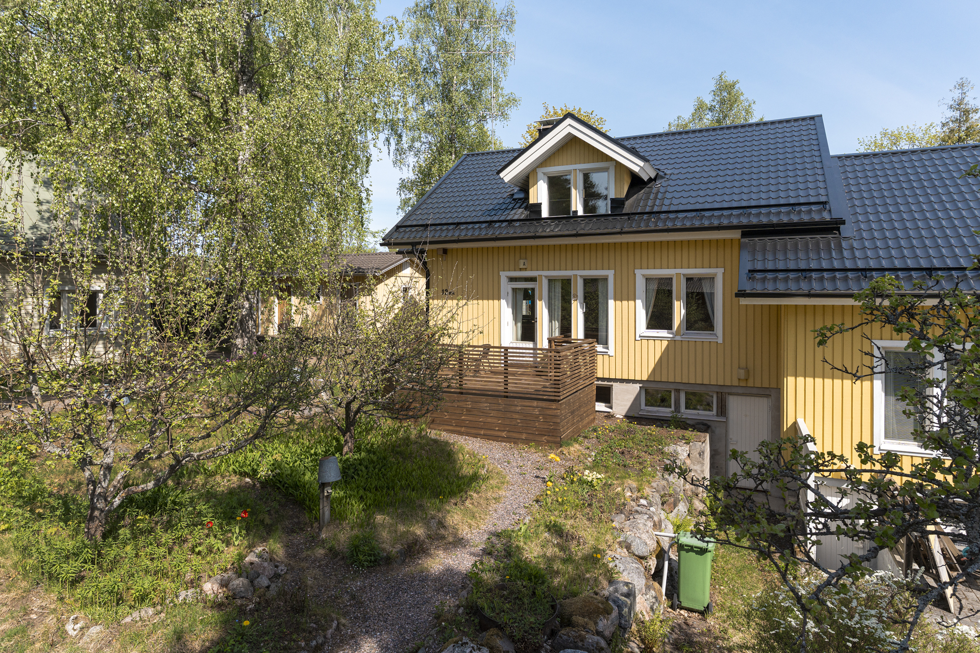 Viittapolku 12, Vartiokylä, Helsinki