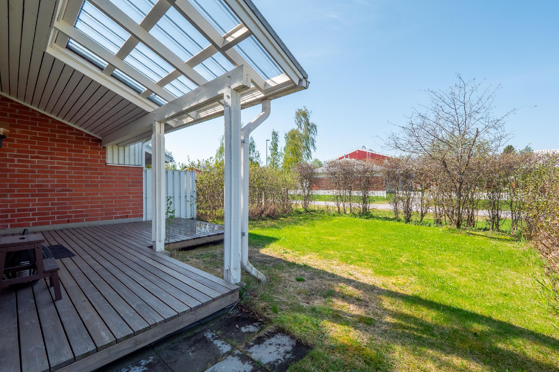 Lippokuja 4, Pyykösjärvi, Oulu