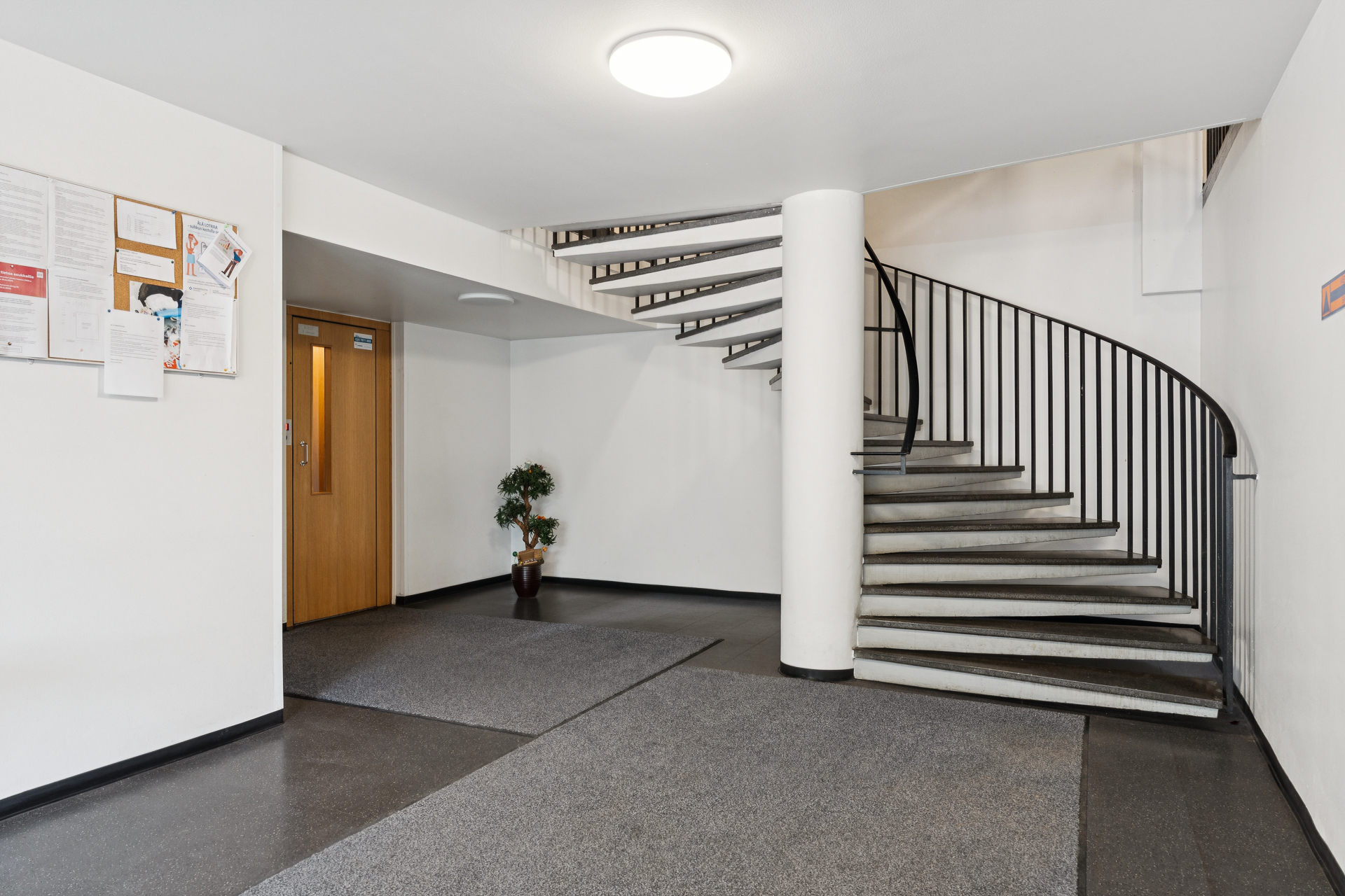 Luuvakuja 8, Malmi, Helsinki