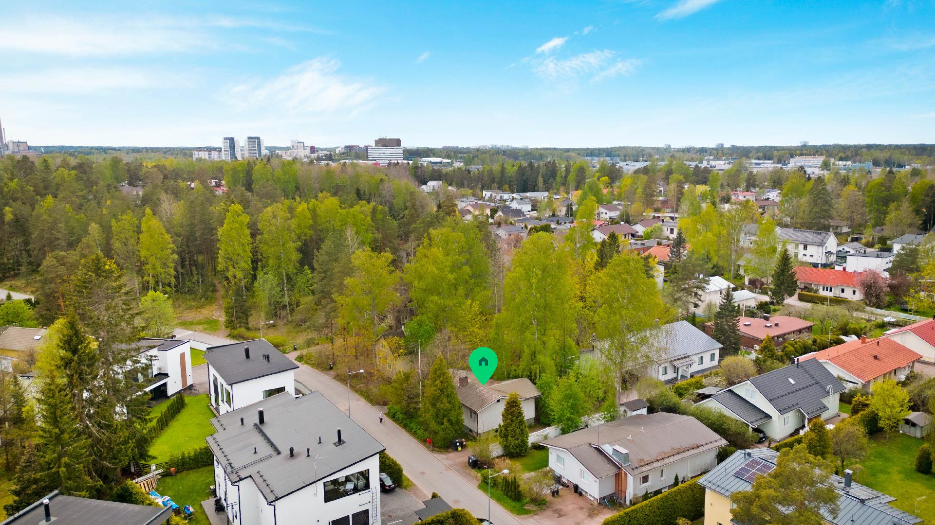 Tähdenlennontie 30, Friisilä, Espoo