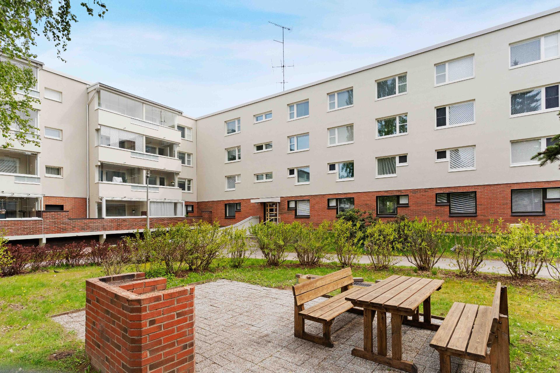 Merenkulkijankatu 1, Espoonlahti, Espoo