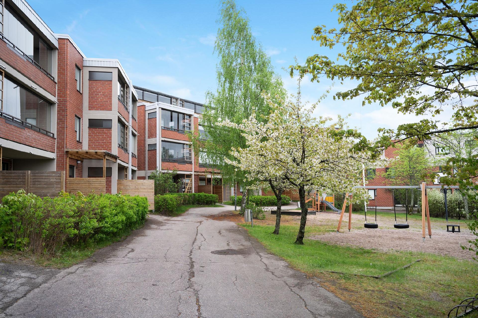 Renginkuja 1, Malminkartano, Helsinki