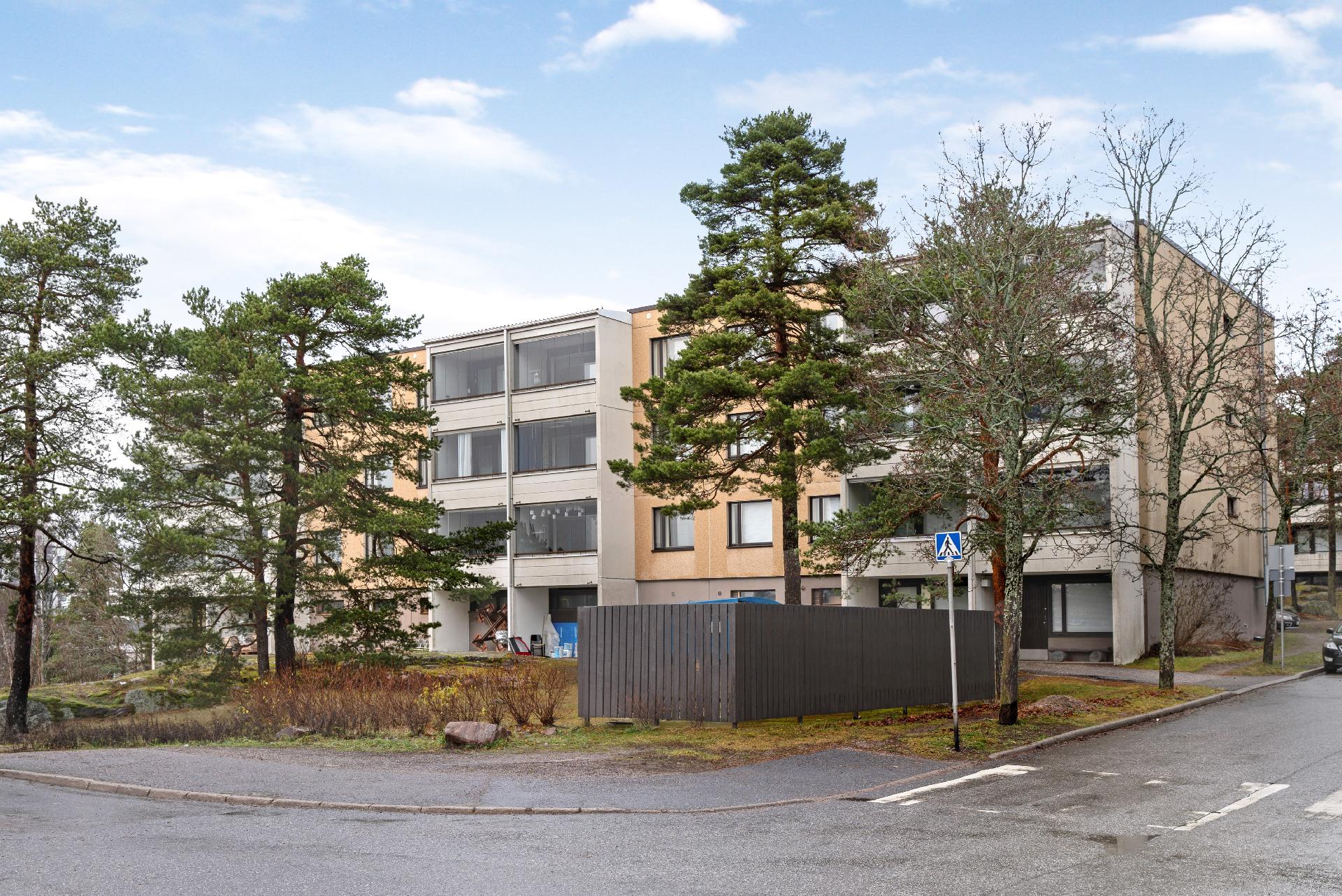 Aallonhuippu 6, Kivenlahti, Espoo