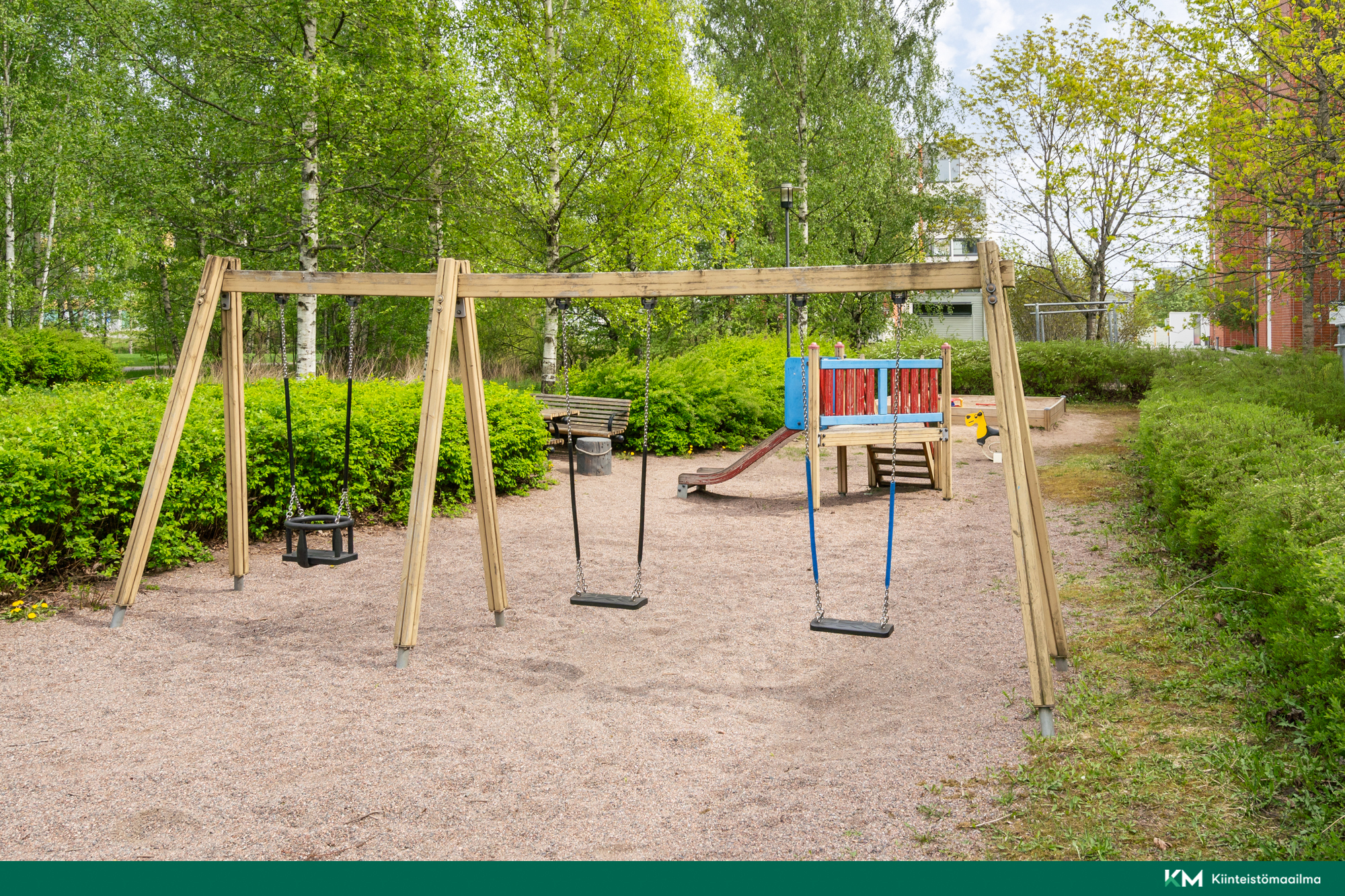 Taloyhtiön leikkipaikka