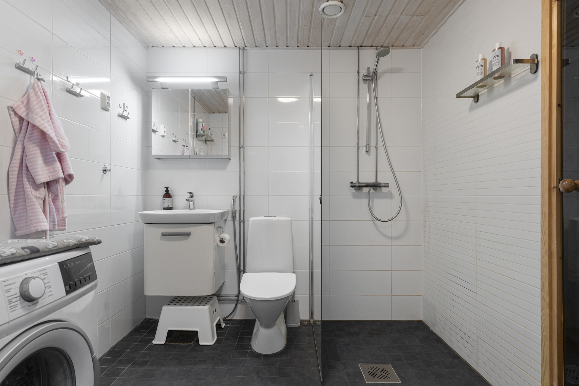 Aapramintie 8, Kaivoksela, Vantaa