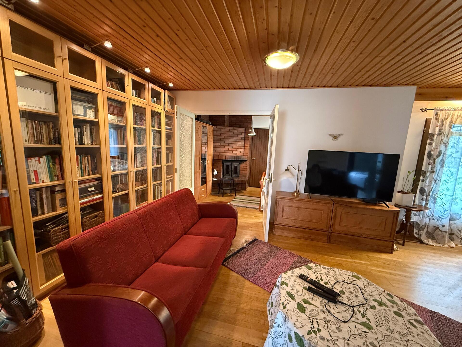 Hakakuja 5, Kaura-aho, Varkaus