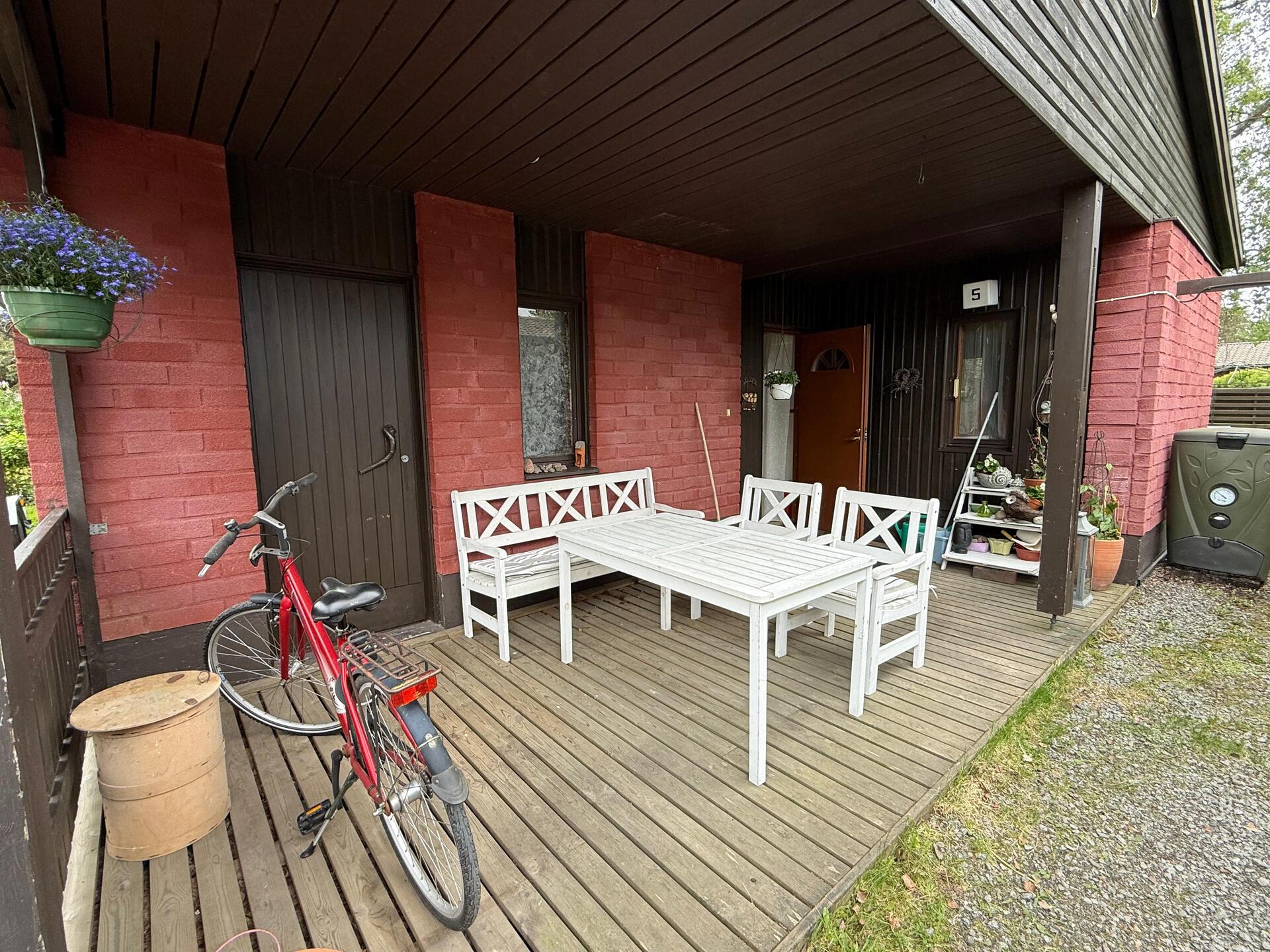 Hakakuja 5, Kaura-aho, Varkaus
