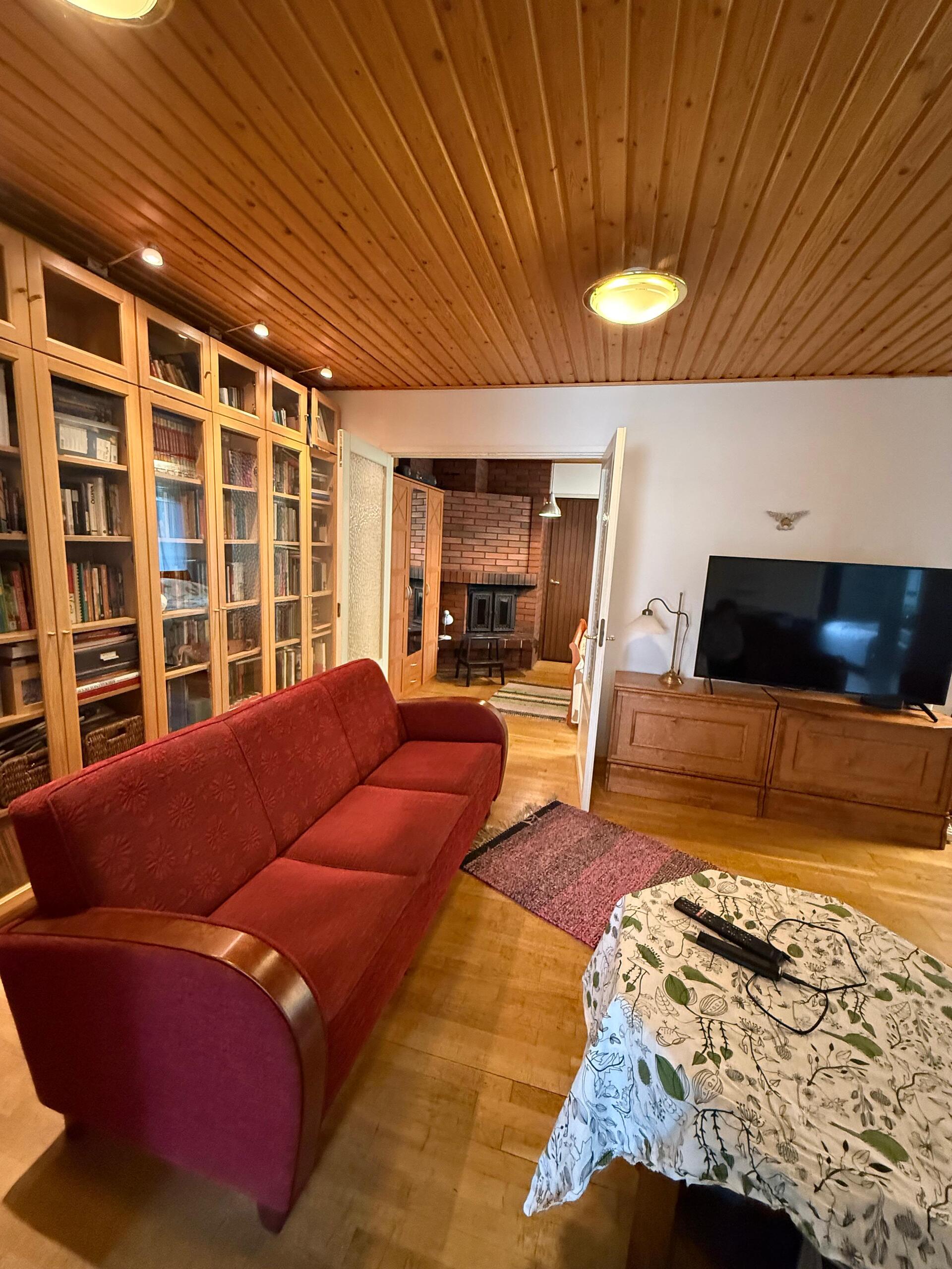 Hakakuja 5, Kaura-aho, Varkaus