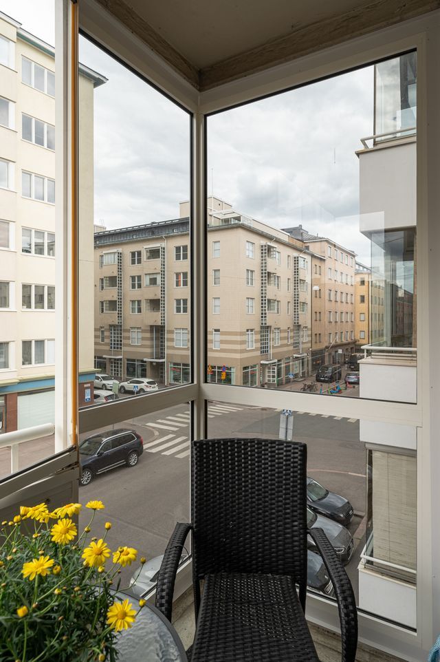 Köydenpunojankatu 2b, Kamppi, Helsinki