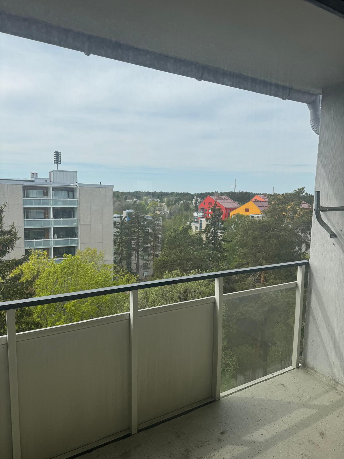 Parvekkeella esteetön näkyväisyys