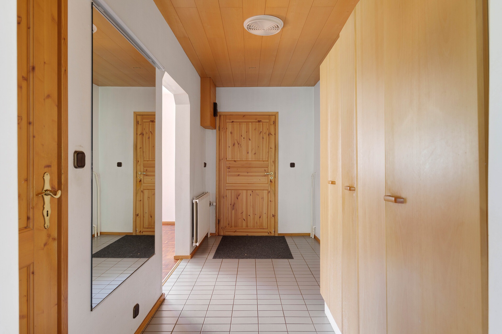 Vakkatie 8, Hakuninmaa, Helsinki