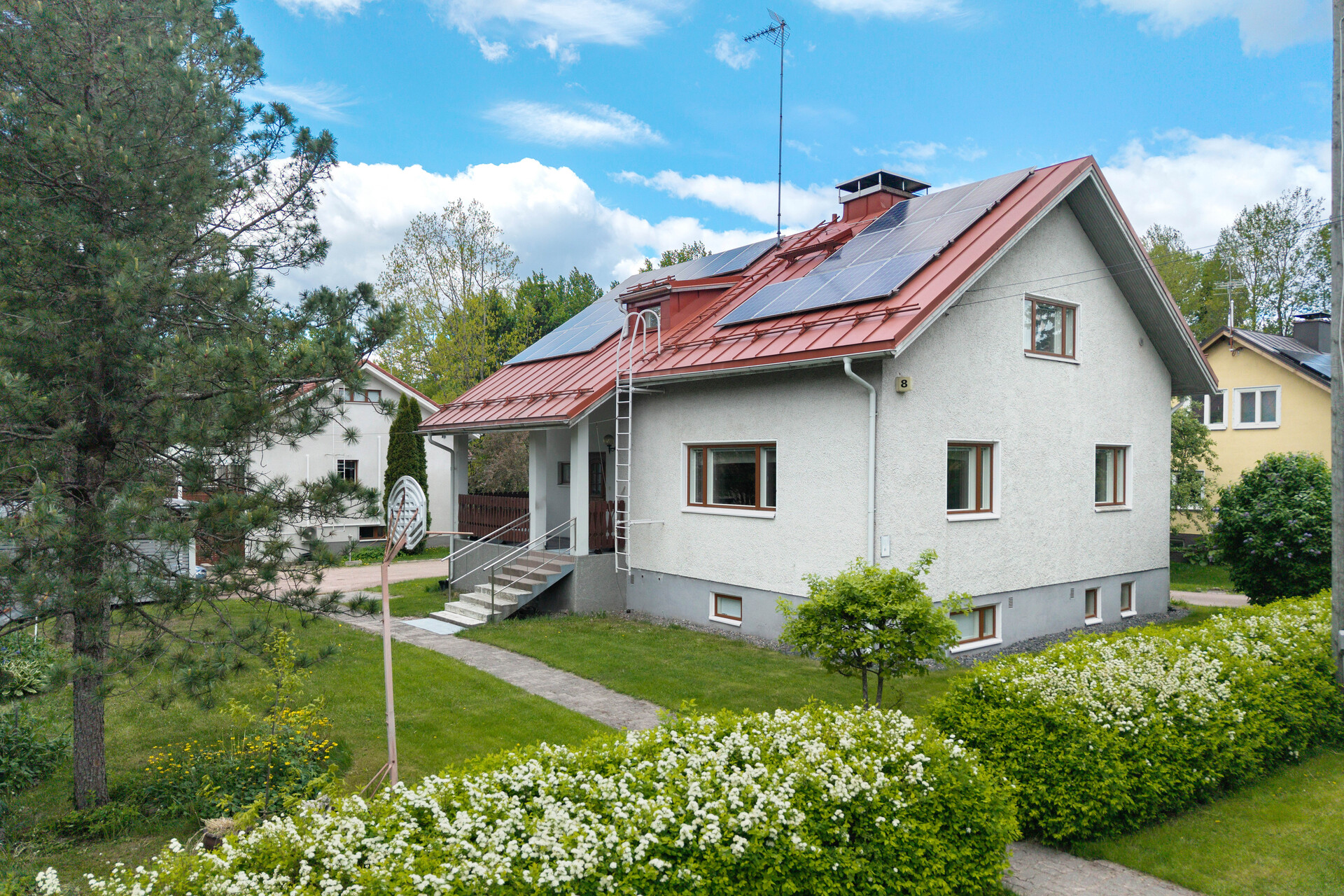 Vakkatie 8, Hakuninmaa, Helsinki