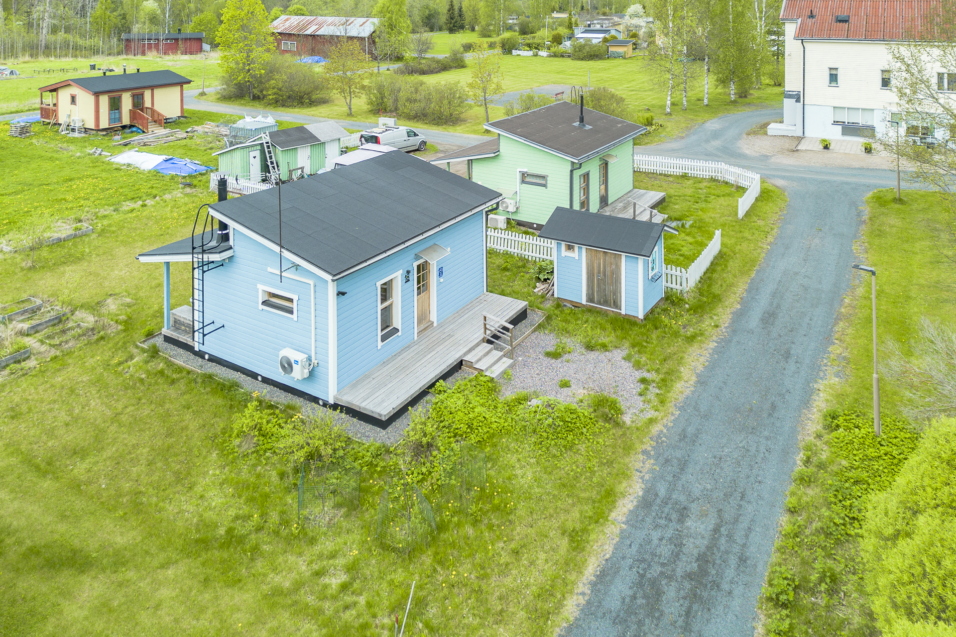 siirtolamökki ja vaja