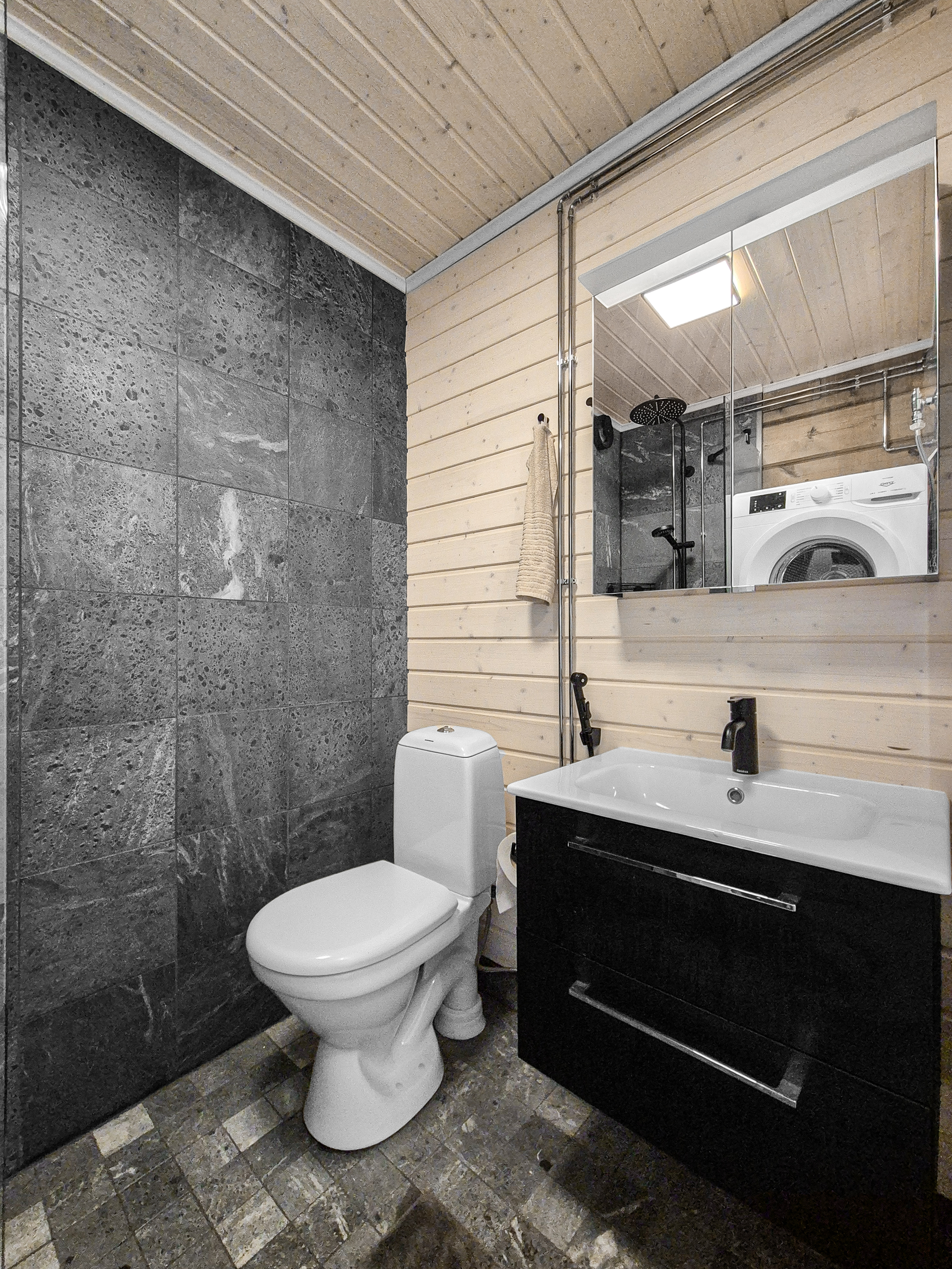 Kylpyhuone/wc
