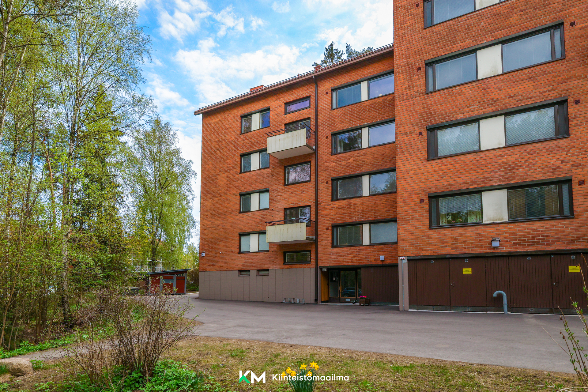 Laajasuontie 40, Helsinki
