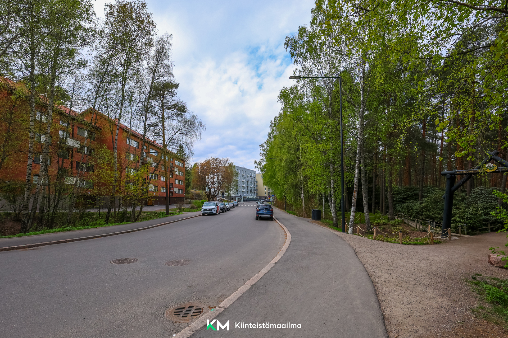 Laajasuontie 40, Helsinki