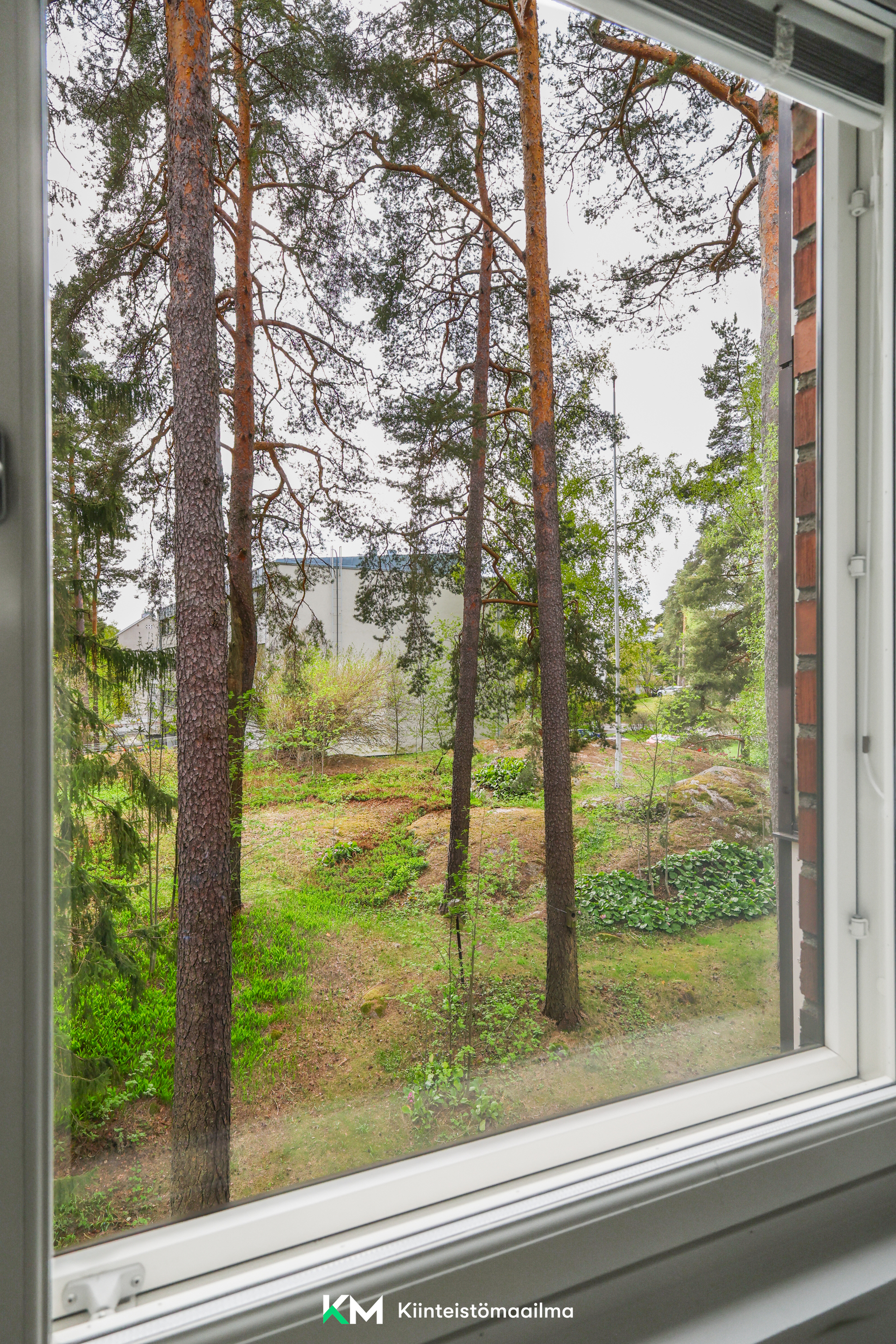 Laajasuontie 40, Helsinki