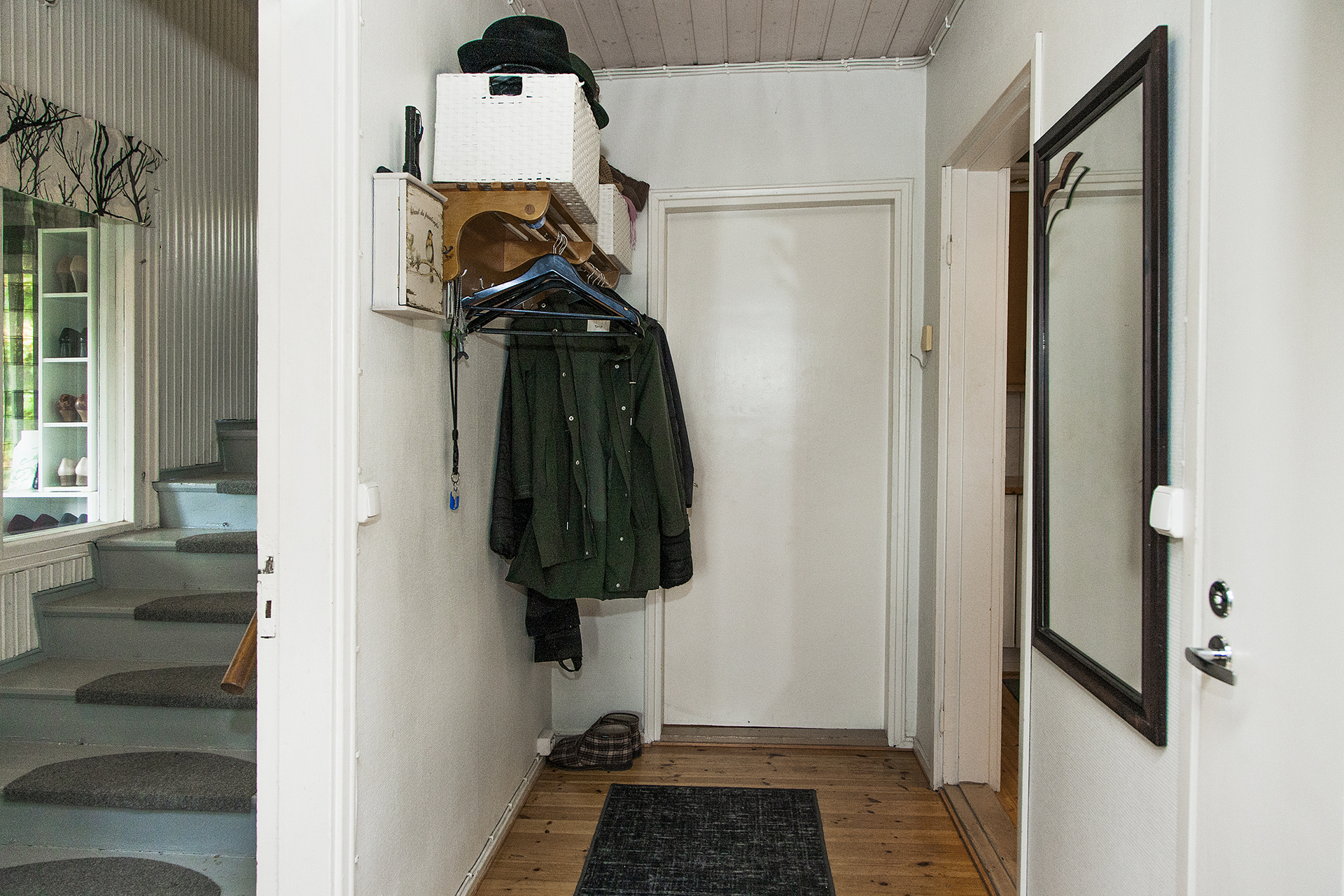 Eteinen