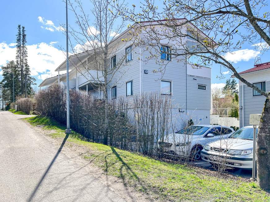 Puistotie 3, Espoo