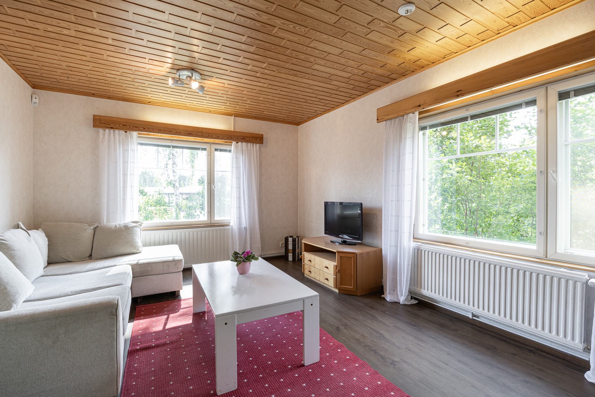 Keskustie 7, Voutila, Hämeenlinna