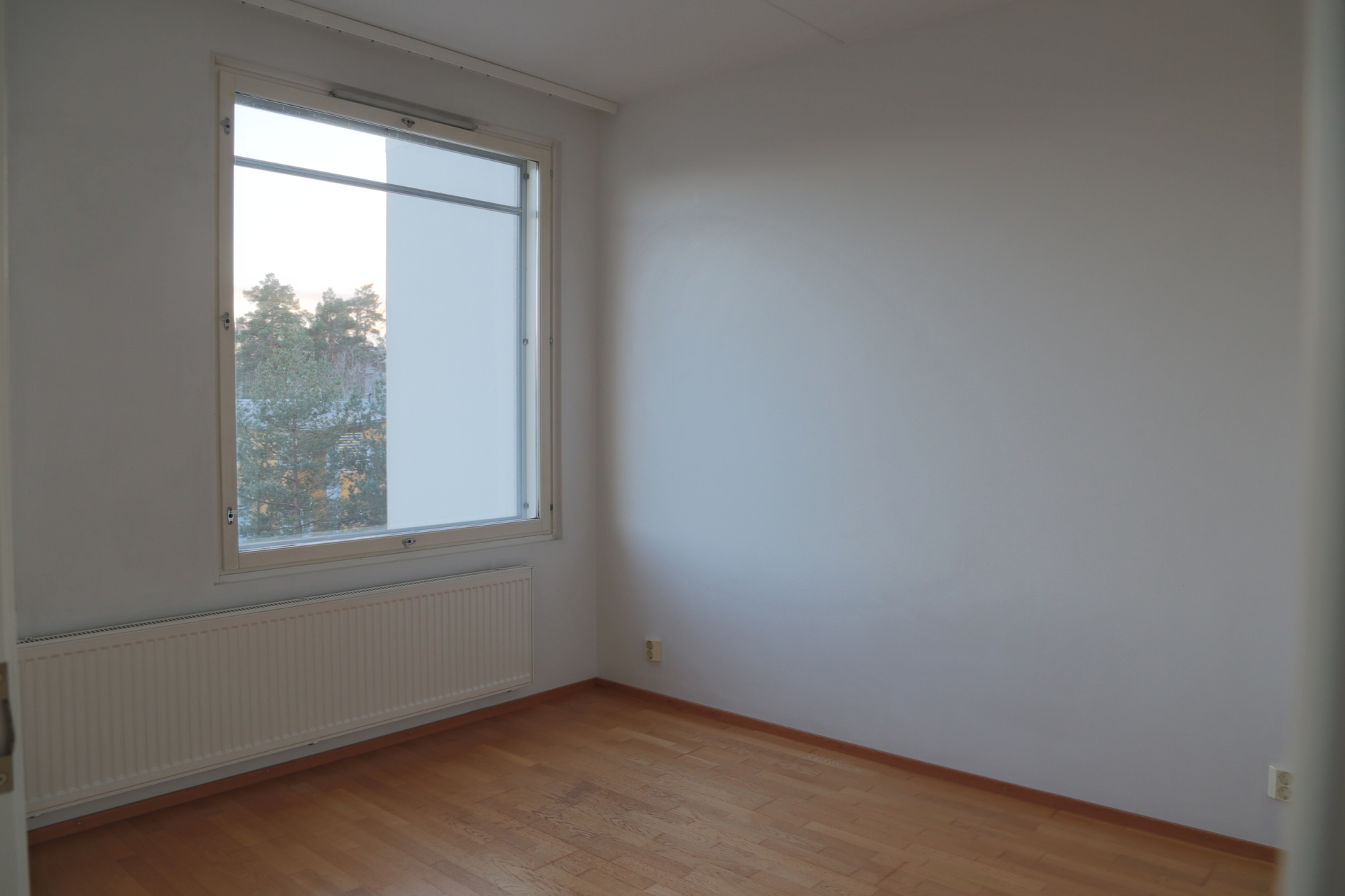 Leikosaarentie 27, Aurinkolahti, Helsinki
