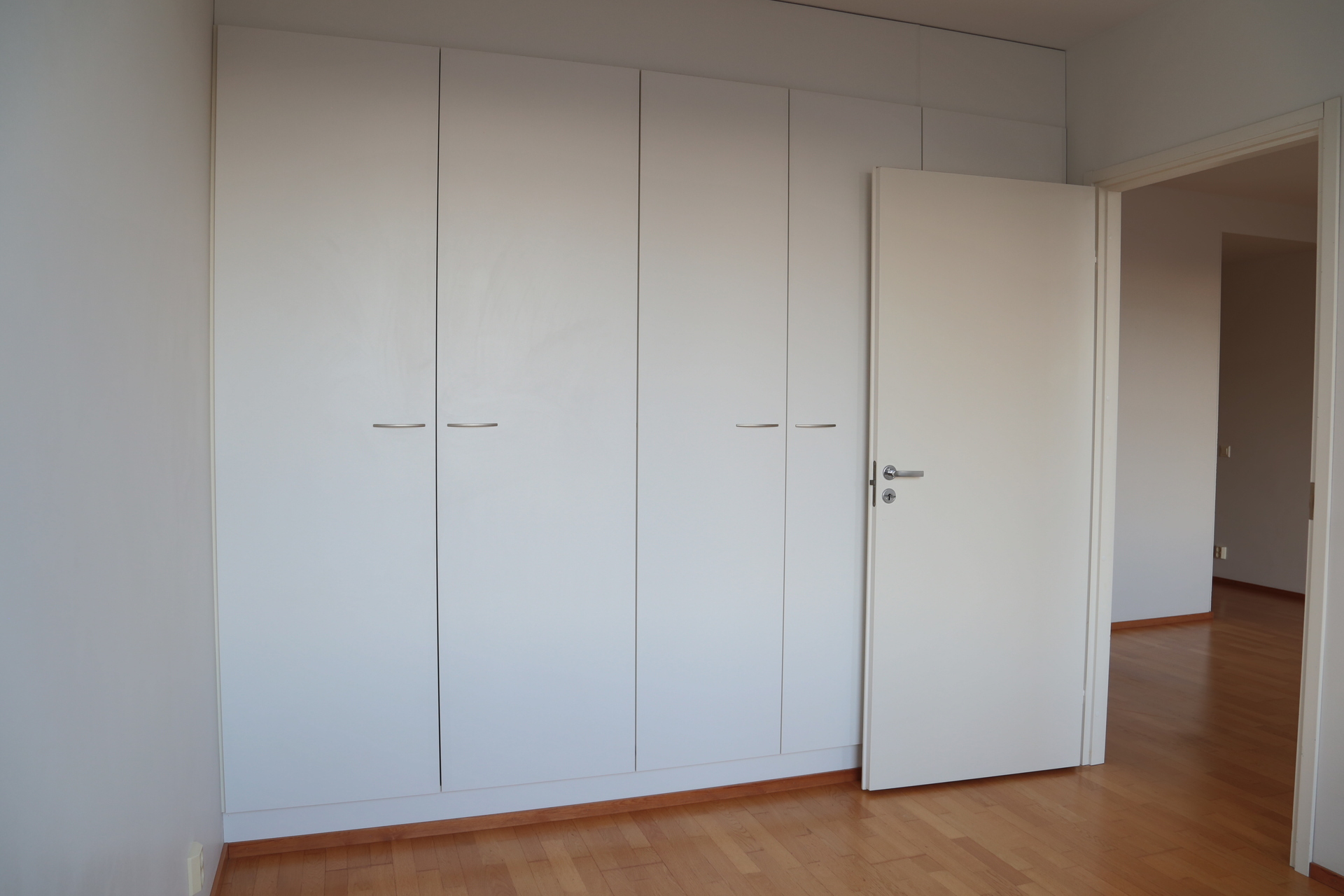 Leikosaarentie 27, Aurinkolahti, Helsinki