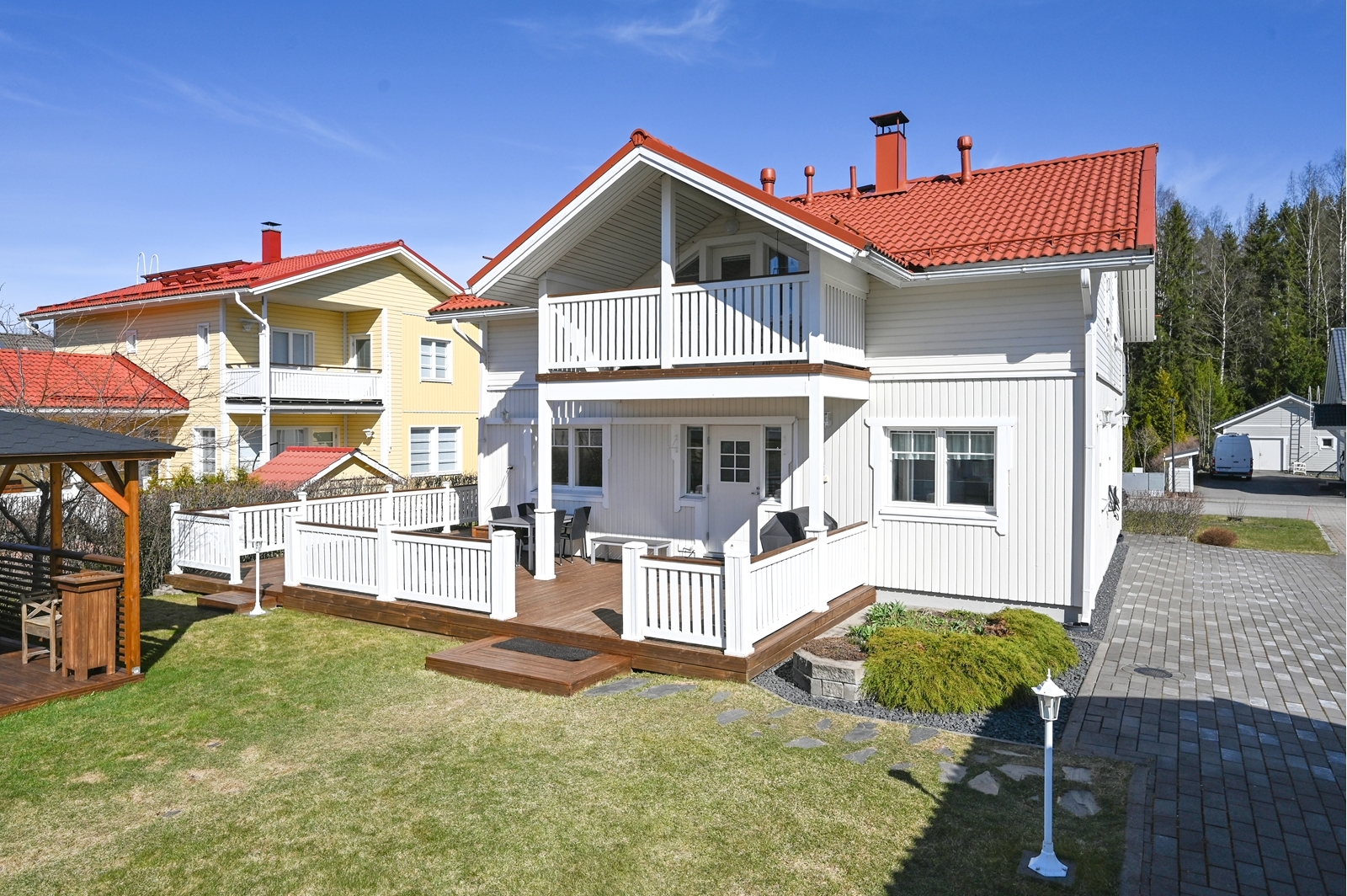 Päärakennus