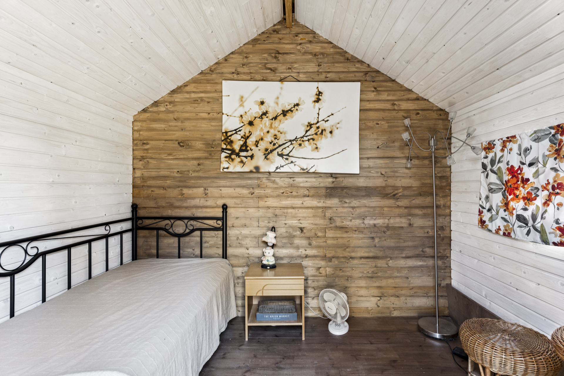 Pihamökki sisältä