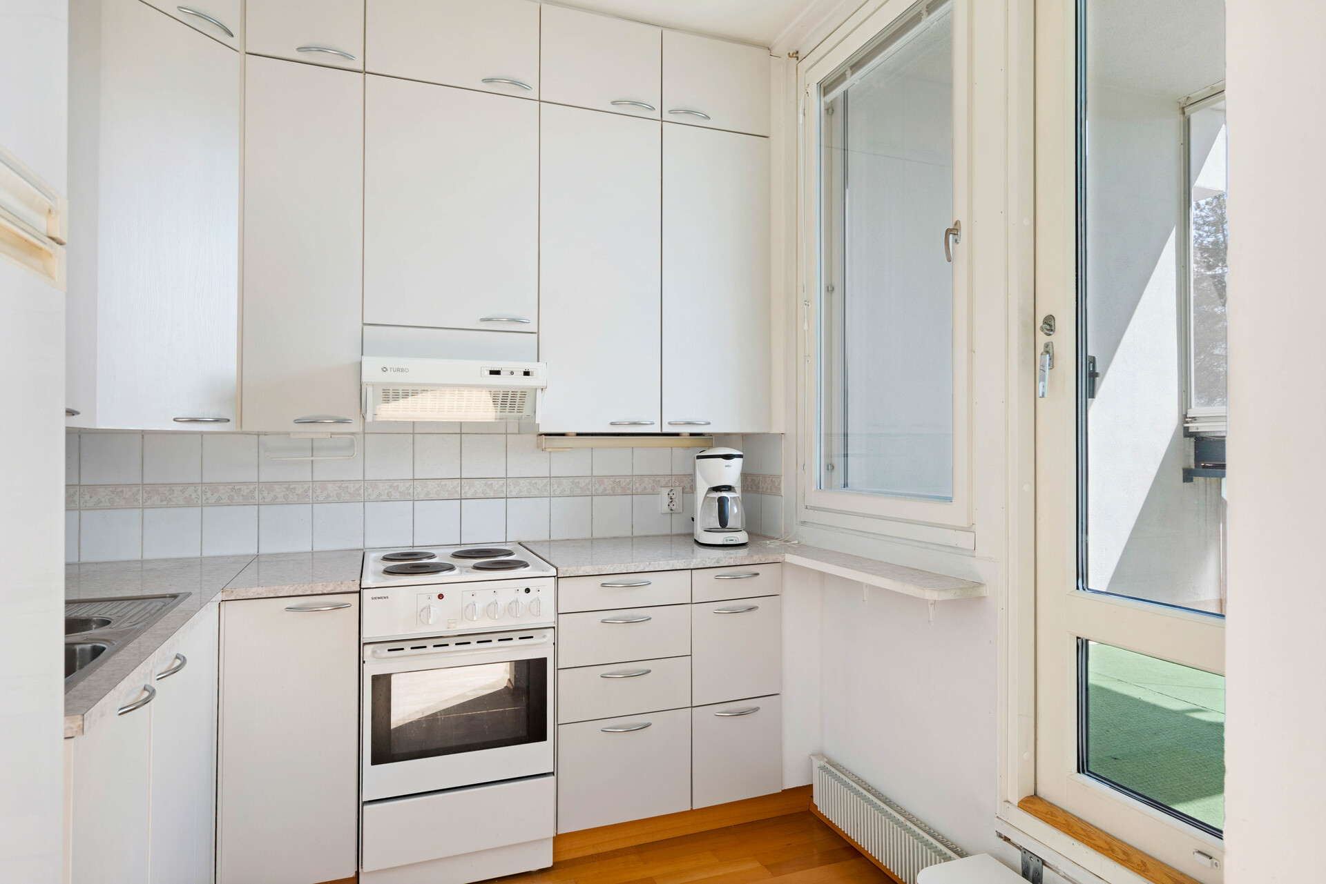 Ristiaallokonkatu 4, Kivenlahti, Espoo