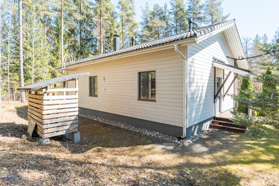 Kasakka-ahteentie 11, Salo
