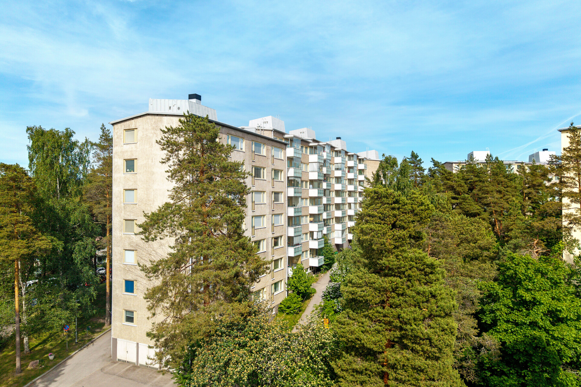 Porintie 2, Munkkivuori, Helsinki