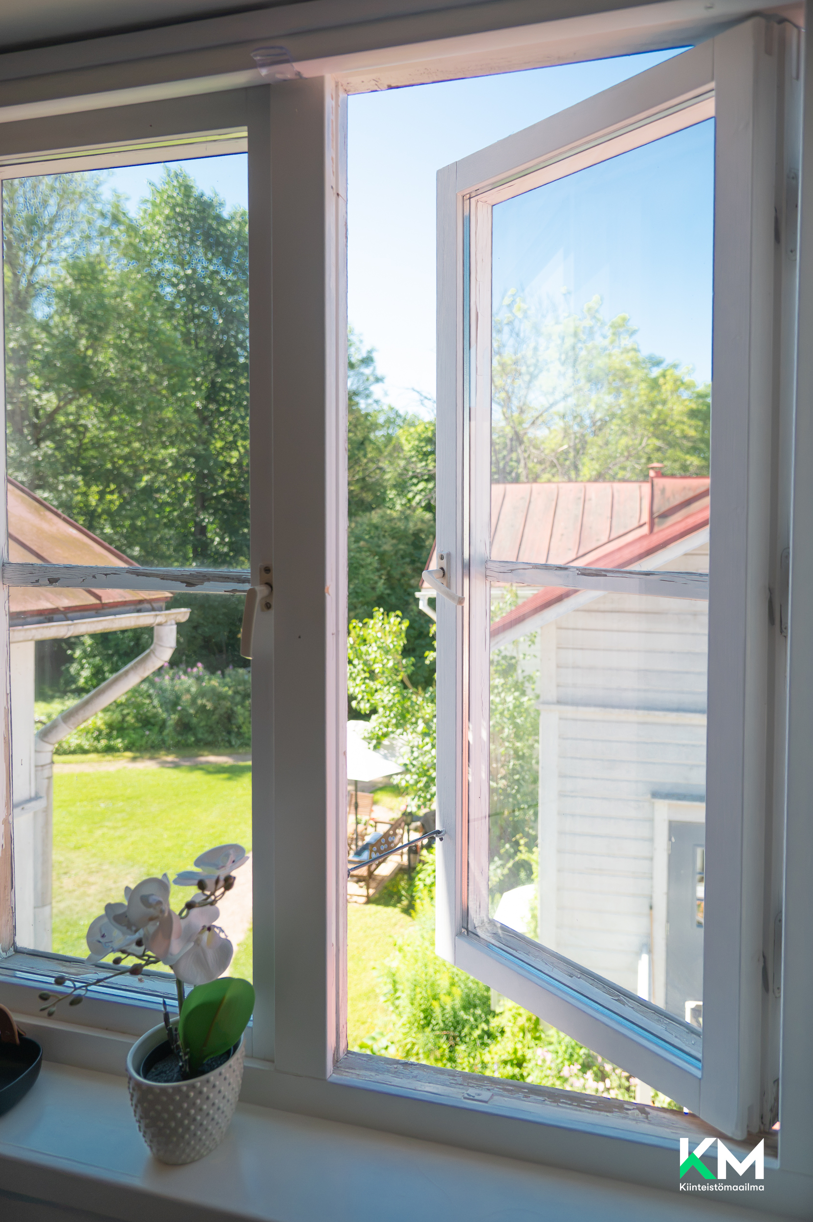 Näkymä keittiön ikkunasta