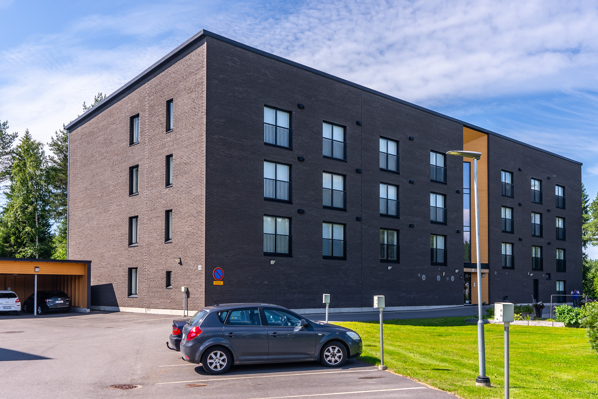 Muuripadantie 1, Kiulukangas, Oulu