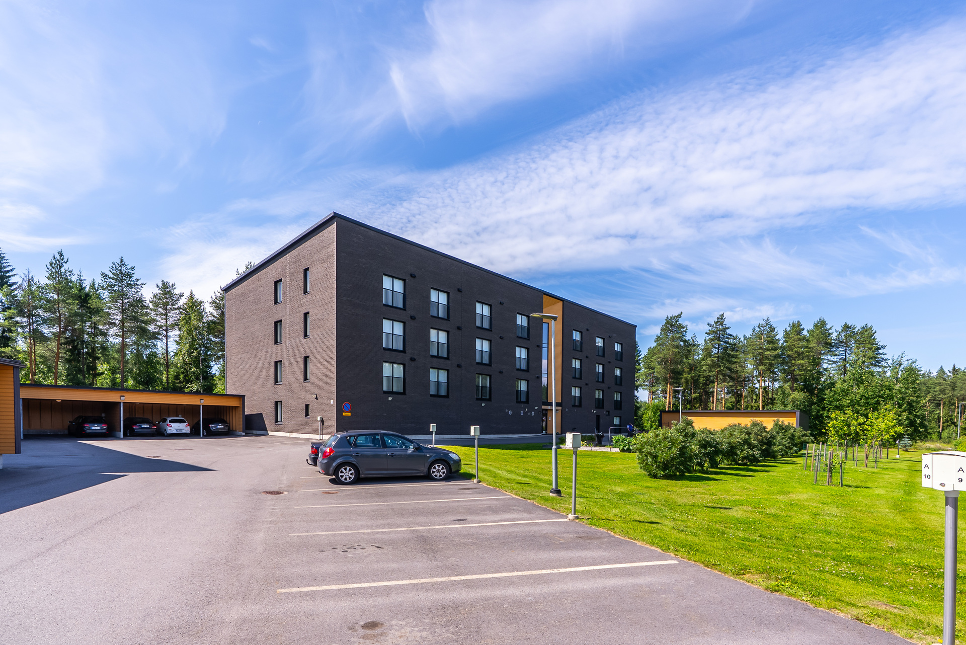Muuripadantie 1, Kiulukangas, Oulu