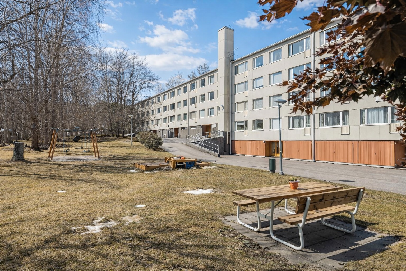 Klaavuntie 16, Helsinki