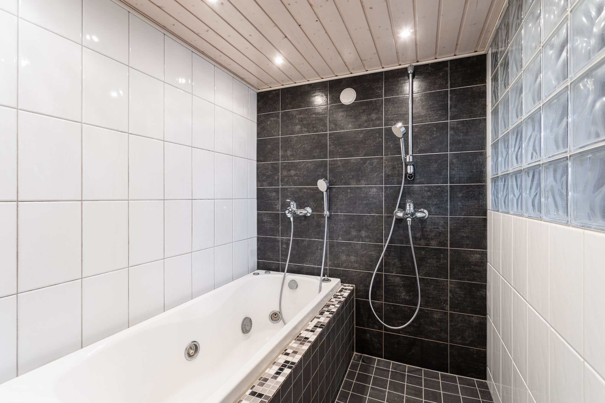 Notkotie 25, Hämeenlinna