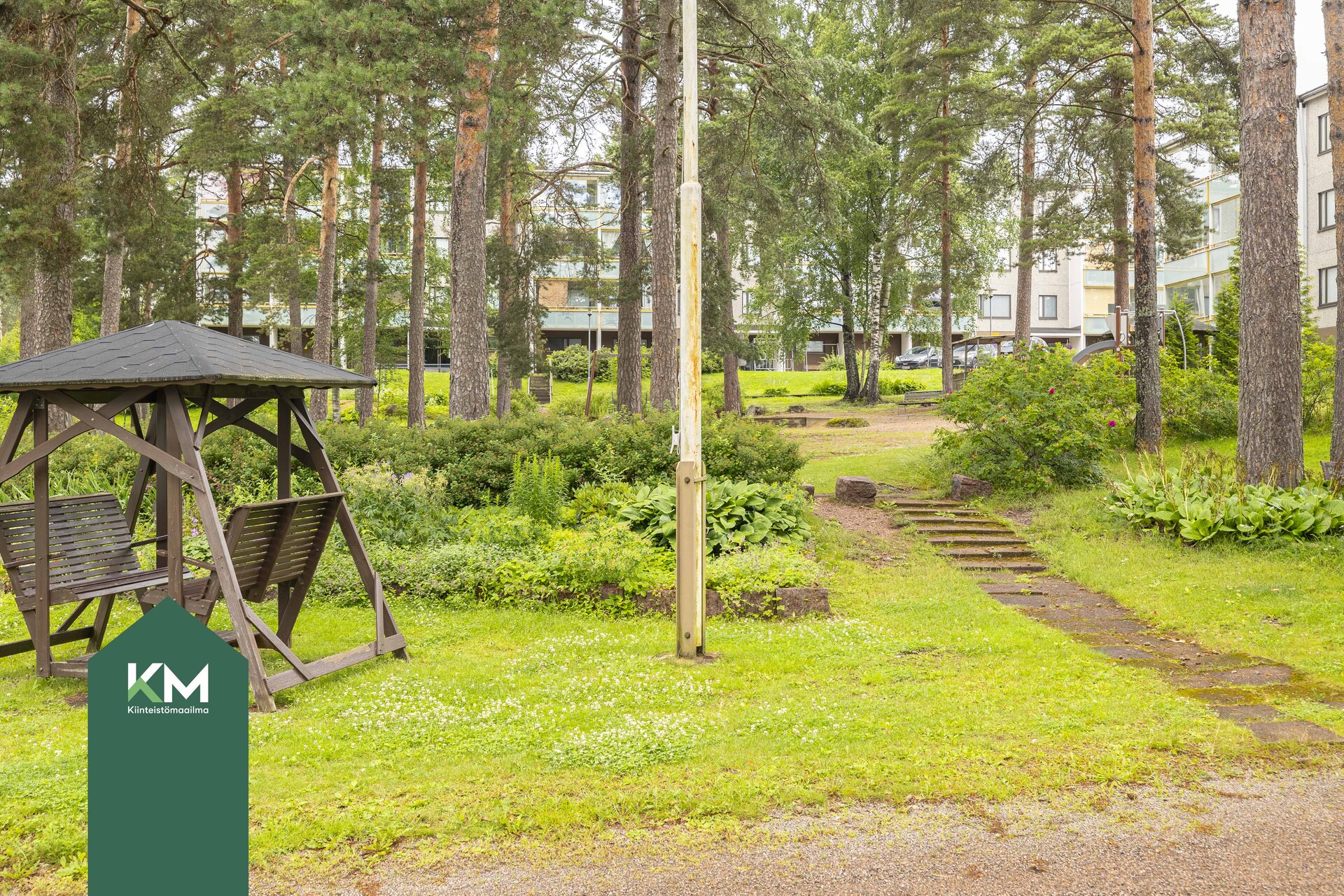 Äijänkatu 4, Hovila, Kotka