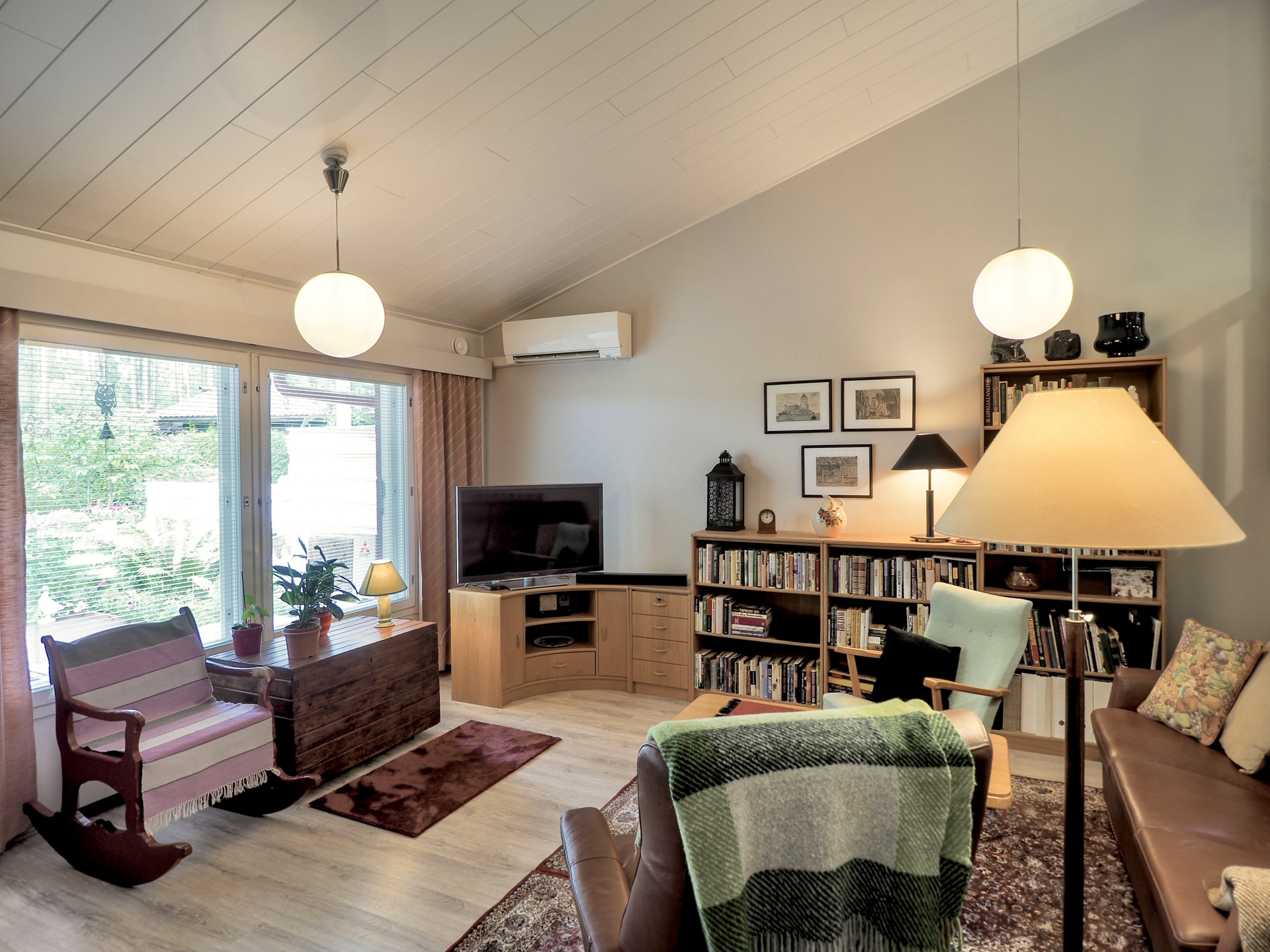 Petäjäkaarre 15-17, Kauriinmaa, Janakkala