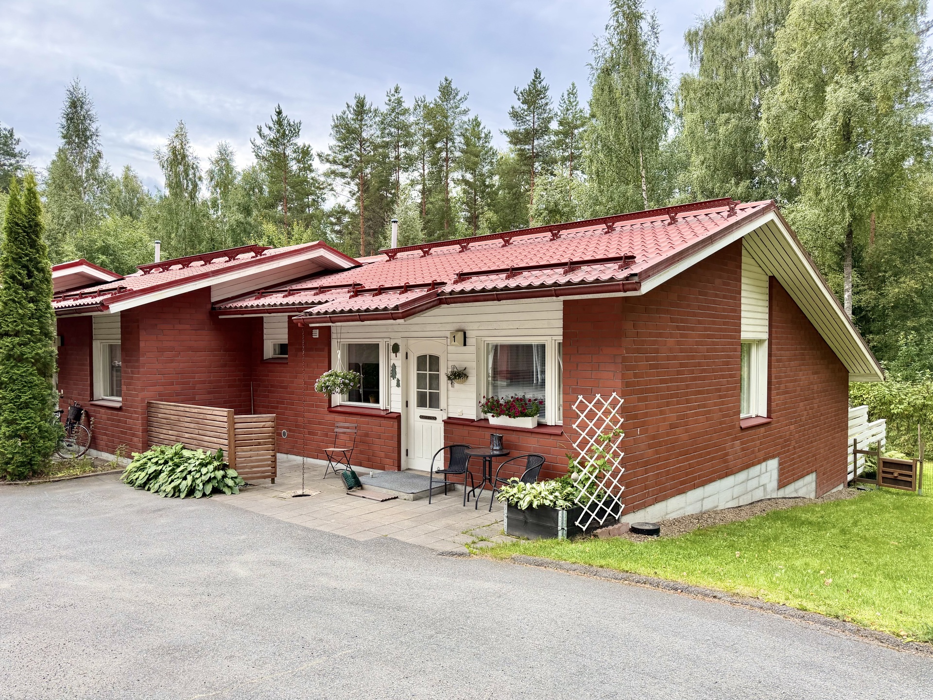 Petäjäkaarre 15-17, Kauriinmaa, Janakkala