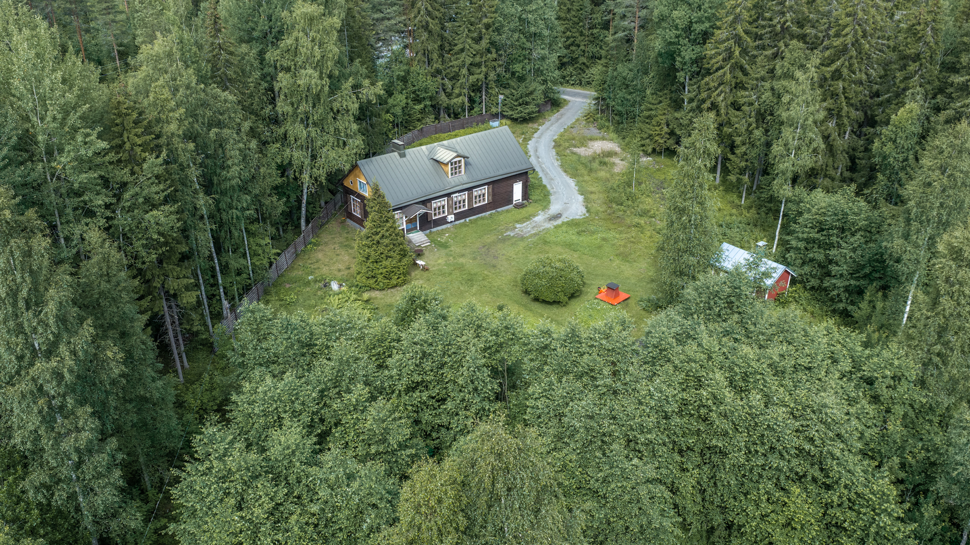Rauhajärventie 1, Läsäkoski, Kangasniemi