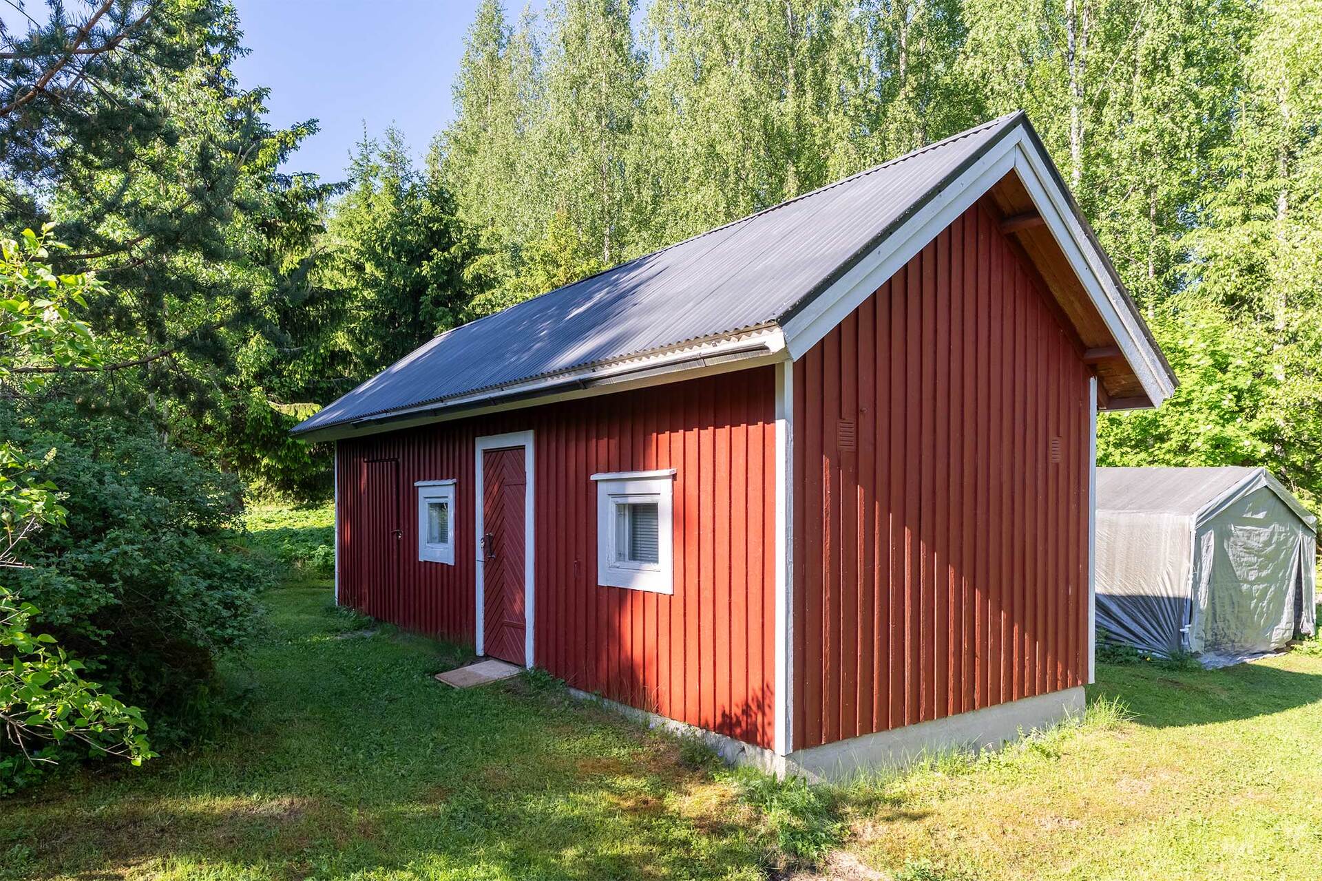 Varastorakennus