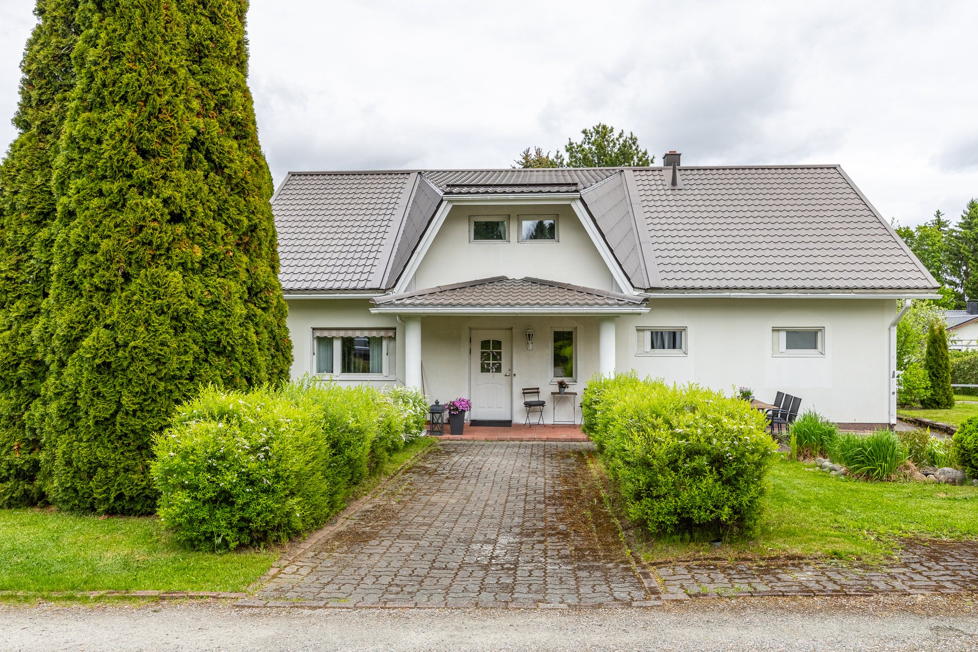 Valkamantie 6, Parola